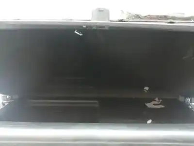 Автозапчастина б/у бардачок для audi a4 b6 (8e2) 2.5 tdi посилання на oem iam 8e1857035m  