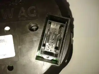 Peça sobressalente para automóvel em segunda mão quadrante por seat leon sc (5f5) 1.4 16v tsi referências oem iam 5f0920960h  