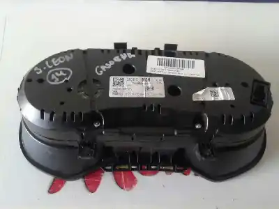 Peça sobressalente para automóvel em segunda mão quadrante por seat leon sc (5f5) 1.4 16v tsi referências oem iam 5f0920960h  