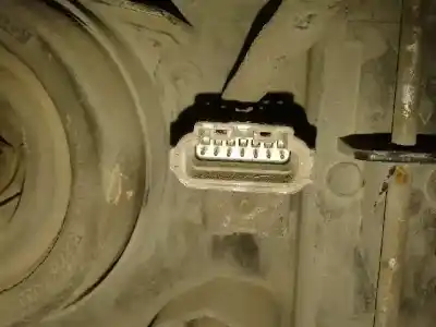 Pezzo di ricambio per auto di seconda mano faro anteriore sinistro per mitsubishi montero (v60/v70) d-4m41 riferimenti oem iam  caja 9 