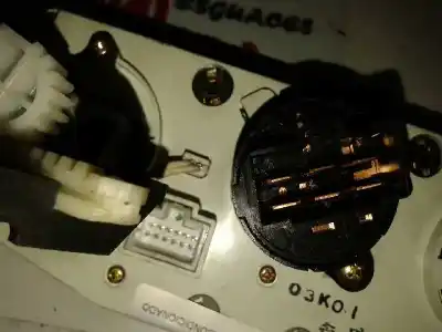 Peça sobressalente para automóvel em segunda mão comando de sofagem (chauffage / ar condicionado)  por kia rio * referências oem iam 03k01 caja 6 