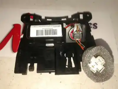 Автозапчастина б/у попільничка для audi a5 coupe (8t) 2.7 tdi посилання на oem iam 8k0857951 caja 2 