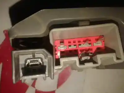 Peça sobressalente para automóvel em segunda mão apoio de braço consola central por ford focus berlina (cap) 1.6 cat referências oem iam ac32na  