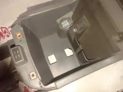 Peça sobressalente para automóvel em segunda mão apoio de braço consola central por ford focus berlina (cap) 1.6 cat referências oem iam ac32na  