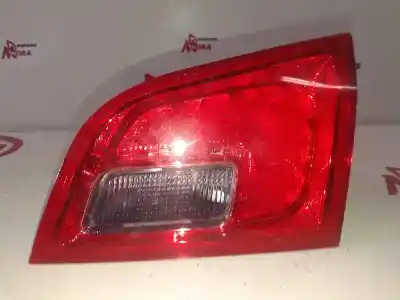 Peça sobressalente para automóvel em segunda mão FAROLIM INTERIOR TRASEIRO DIREITO por OPEL ASTRA J BERLINA 5P  Referências OEM IAM 13282247  