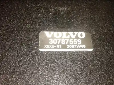 Автозапчасти б/у задний поддон за volvo c70 cabriolet 2.0 d ссылки oem iam 30787559  