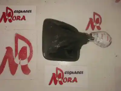 Peça sobressalente para automóvel em segunda mão BOTÃO DA ALAVANCA DE VELOCIDADES por KIA CEE´D  Referências OEM IAM  CAJA 2 