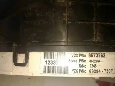 Pièce détachée automobile d'occasion compteur de vitesse tableau de bord pour volvo xc70 2.4 diesel cat références oem iam 8673262 caja 1 