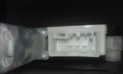 Pezzo di ricambio per auto di seconda mano alzacristalli posteriore destro per skoda rapid (nh) škoda rapid riferimenti oem iam 5ja959812 l   Pezzo di ricambio per auto di seconda mano alzacristalli posteriore destro per skoda rapid (nh) škoda rapid riferimenti oem iam 5ja959812 l