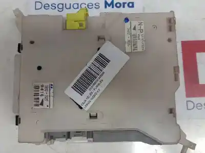 Second-hand car spare part fuse box unit for lexus is220d  oem iam references 8273053023  