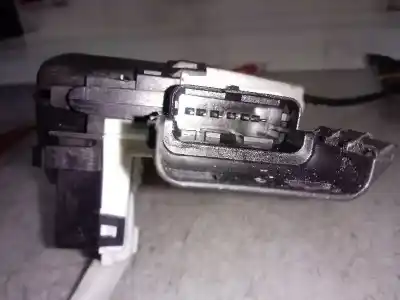 Second-hand car spare part left front door lock for citroen c3 collection oem iam references   