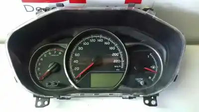 Peça sobressalente para automóvel em segunda mão quadrante por toyota yaris active referências oem iam 838000u300  