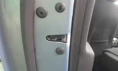 İkinci el araba yedek parçası SOL ARKA KAPI KILIDI için VOLKSWAGEN PASSAT BERLINA (3C2)  OEM IAM referansları 3C4839015A  