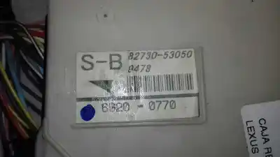 Peça sobressalente para automóvel em segunda mão caixa de fusíveis e relés por lexus is (ds2/is2) 2.2 220d [2.2 ltr. - 130 kw d-cat] referências oem iam 8273053050  