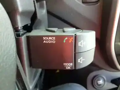 Second-hand car spare part multifunction switch for renault captur intens oem iam references 