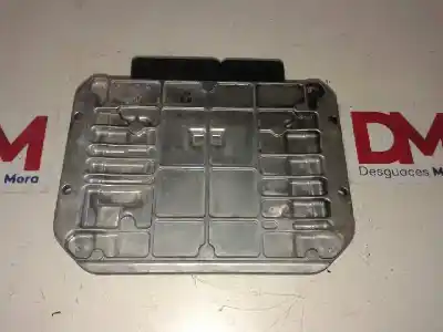 Pezzo di ricambio per auto di seconda mano centralina motore per opel astra j berlina 5p 1.6 selective [1.6 ltr. - 81 kw cdti dpf] riferimenti oem iam 55577647  
