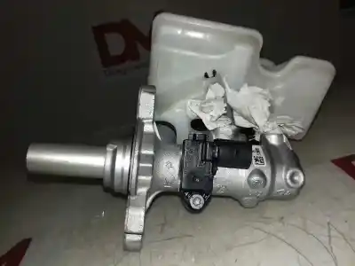 Pezzo di ricambio per auto di seconda mano pompa freni per skoda superb (3v3) active riferimenti oem iam 113n89  