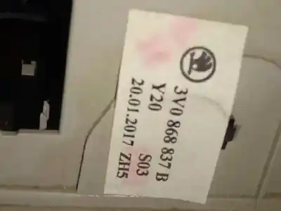 Автозапчастина б/у внутрішне світло для skoda superb (3v3) active посилання на oem iam   