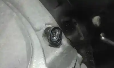 Pezzo di ricambio per auto di seconda mano snodo anteriore sinistro per skoda superb (3v3) active riferimenti oem iam 5q0407257c  