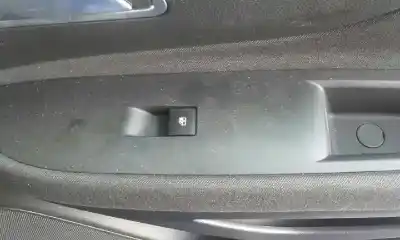 Pezzo di ricambio per auto di seconda mano interruttore alzacristalli anteriore destro per opel mokka edition ecoflex riferimenti oem iam 