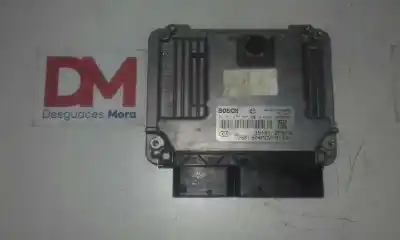 Peça sobressalente para automóvel em segunda mão centralina de motor uce por kia sportage (sl) 2.0 drive 4x2 referências oem iam 