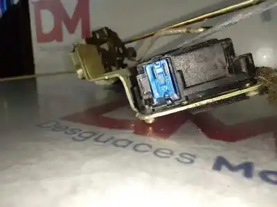 Second-hand car spare part left front door lock for daewoo matiz cd oem iam references   