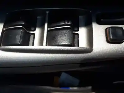 Peça sobressalente para automóvel em segunda mão botão / interruptor elevador vidro dianteiro esquerdo por toyota corolla (_e12_) 1.6 vvt-i (zze121_) referências oem iam 