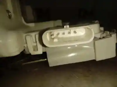 Second-hand car spare part left front door lock for audi a1 (8xk) adrenalin oem iam references 8x1837016c  