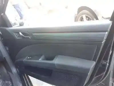 Peça sobressalente para automóvel em segunda mão forra / revestimento da porta dianteira direita por skoda suberb (3t4) 1.9 tdi 105 cv / 77 kw referências oem iam 