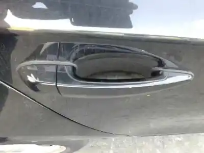 Peça sobressalente para automóvel em segunda mão puxador exterior traseiro direito por bmw serie 1 berlina (e81/e87) 118d referências oem iam 