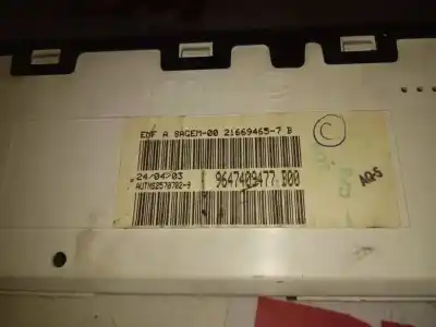 Second-hand car spare part multifunction display for citroen c2 cool oem iam references 9647409477  