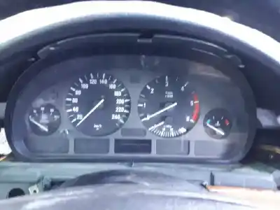 İkinci el araba yedek parçası ENSTRÜMAN PANELI için BMW 5 (E39)  OEM IAM referansları CIBMWS5E39  