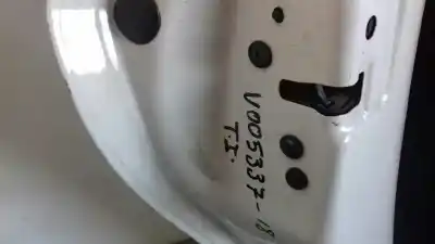Peça sobressalente para automóvel em segunda mão fechadura da porta traseira esquerda por peugeot 208 i (ca_, cc_) 1.4 hdi referências oem iam cptip20812