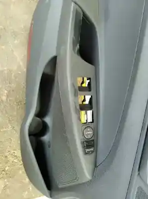 Peça sobressalente para automóvel em segunda mão forra / revestimento da porta dianteira esquerda por hyundai tucson 1.6 crdi referências oem iam 