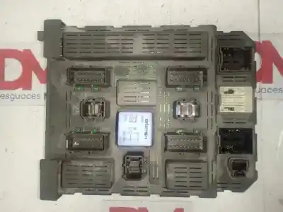 Pièce détachée automobile d'occasion BOÎTES À FUSIBLES pour PEUGEOT 607 (S2)  Références OEM IAM   