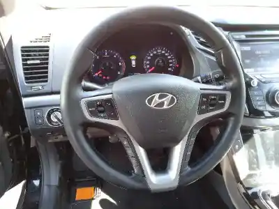 Second-hand car spare part steering wheel for hyundai i40 (vf) premium 136 cv / 100 kw oem iam references 967903z100  