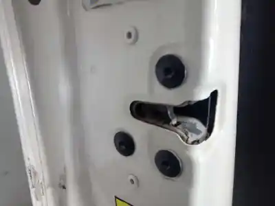 İkinci el araba yedek parçası SOL ÖN KAPI KILIDI için RENAULT CLIO IV  OEM IAM referansları 805033000R  