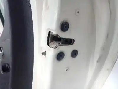 Second-hand car spare part rear right door lock for renault clio iv business oem iam references 825002104r