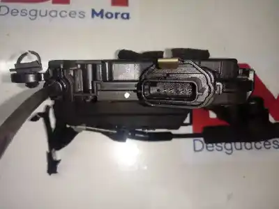 Peça sobressalente para automóvel em segunda mão fechadura da porta dianteira esquerda por renault captur life referências oem iam 805031332r  