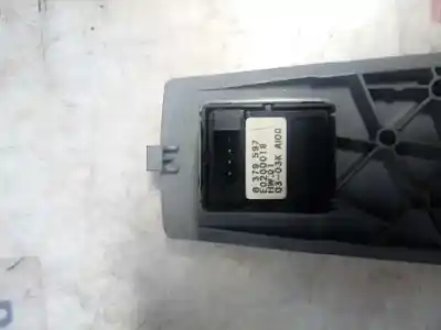 Second-hand car spare part right front power window switch for bmw serie 7 (e65/e66) 730d oem iam references 8379597  