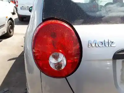 Pièce détachée automobile d'occasion feu arrière gauche pour chevrolet matiz s références oem iam 