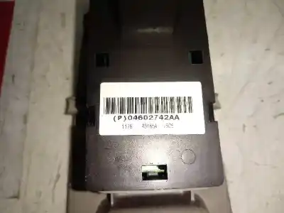 Second-hand car spare part right front power window switch for chrysler 300 c 3.0 crd oem iam references 04602742aa  