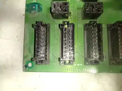 İkinci el araba yedek parçası röle/sigorta kutusu için volvo fm 12 2002 -> fsa  std 4x2 corto oem iam referansları 1079459  