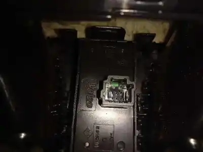 Автозапчастина б/у увага для renault scenic iii grand dynamique посилання на oem iam 682600031r  