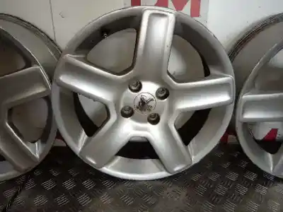 Pièce détachée automobile d'occasion jeu de jantes pour peugeot 307 berlina (s2) 2.0 16v hdi fap cat (rhr / dw10bted4) références oem iam 17 pulgadas  
