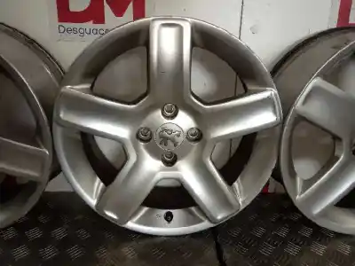 Pièce détachée automobile d'occasion jeu de jantes pour peugeot 307 berlina (s2) 2.0 16v hdi fap cat (rhr / dw10bted4) références oem iam 17 pulgadas  
