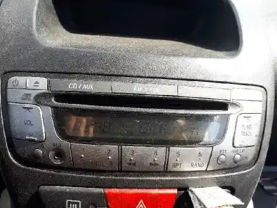 Peça sobressalente para automóvel em segunda mão sistema de áudio / rádio cd por peugeot 107 urban referências oem iam 