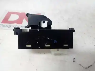 Second-hand car spare part right front power window switch for kia soul ( ) concept oem iam references   