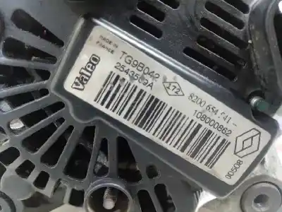 Second-hand car spare part alternator for renault clio iii exception oem iam references 8200654541  