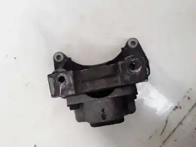 Second-hand car spare part right engine support for chrysler 300 c 3.0 crd cat oem iam references   